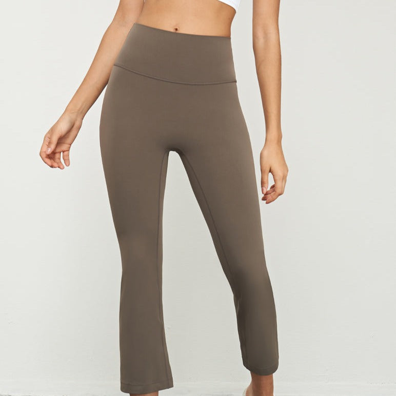 Flow Crop Flared Pant